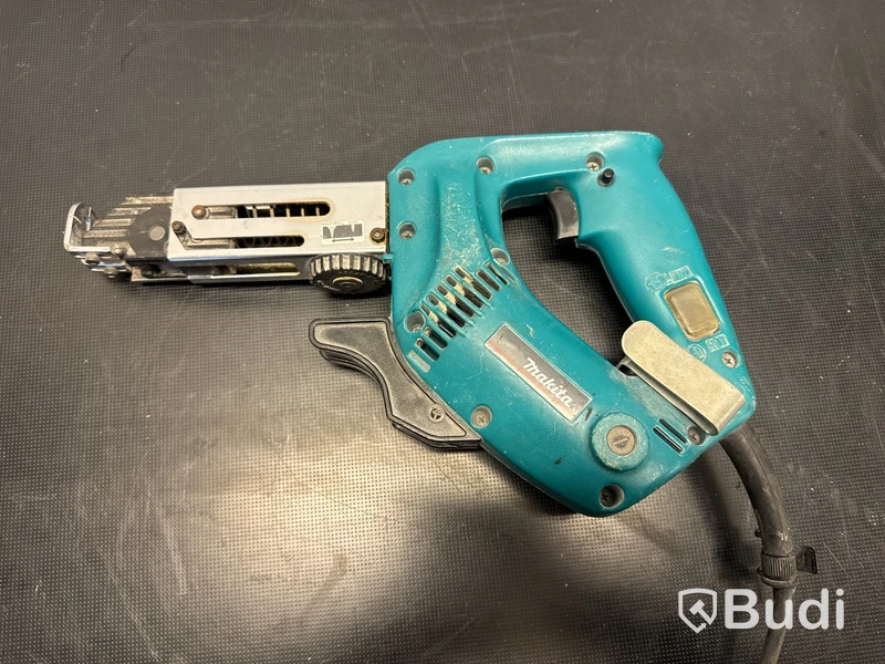 2st Skruvautomater Makita