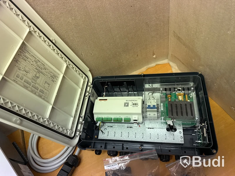 Hybrid Inverter Sungrov 3-fas