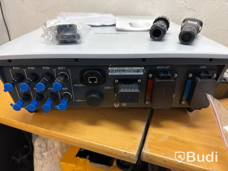 Hybrid Inverter Sungrov 3-fas
