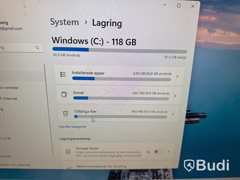 Laptop Medion med extra skärm m.m.