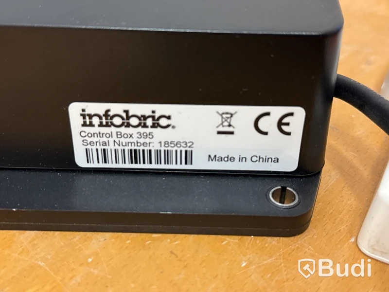 2 st Infobric Control Box med tillbehör.