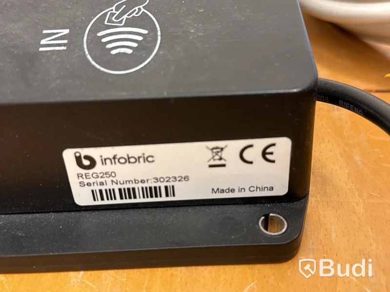2 st Infobric Control Box med tillbehör.