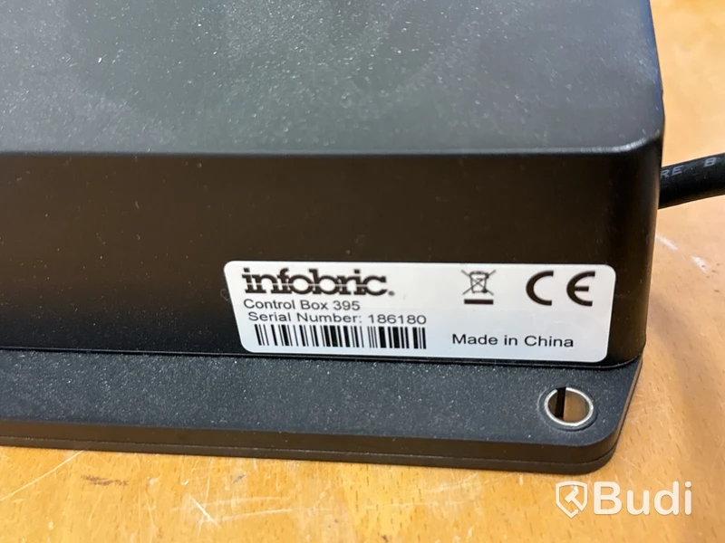 2 st Infobric Control Box med tillbehör.