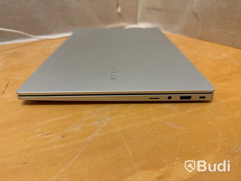Laptop Samsung Galaxybook i3