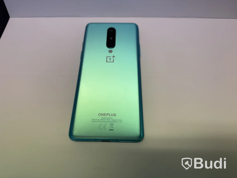 OnePlus 8 mobiltelefon