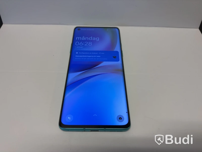 OnePlus 8 mobiltelefon