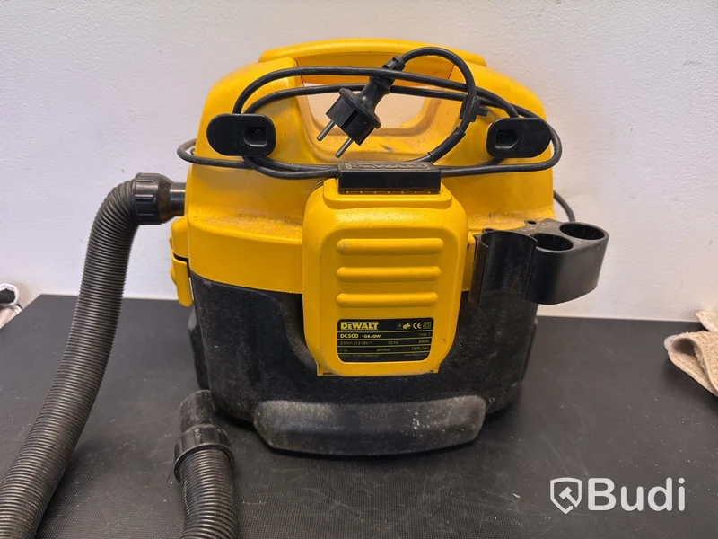 Batteridriven våt-/ torrdammsugare DeWalt DC500-QW