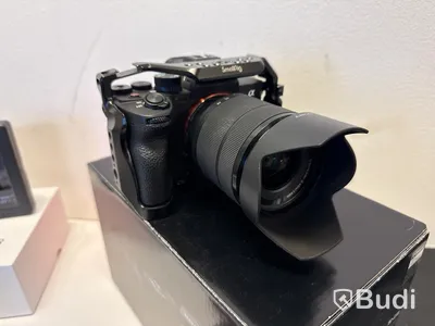 Digital systemkamera Sony A7 IV med tillbehör
