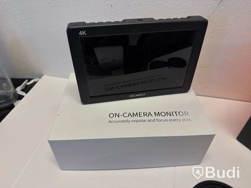 Digital systemkamera Sony A7 IV med tillbehör