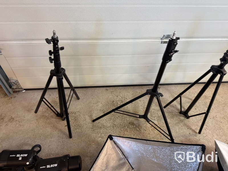 3 st fotobelysningar Godox SL60W