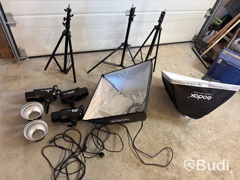 3 st fotobelysningar Godox SL60W