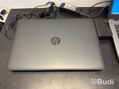 2 st HP Laptop med dockningsstationer