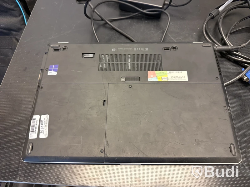 HP Elitebook i7 med extra skärm