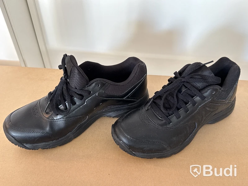 Arbetsskor Reebok strl. 38/39