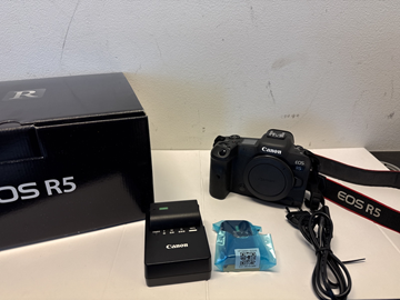 Canon EOS R5 systemkamera