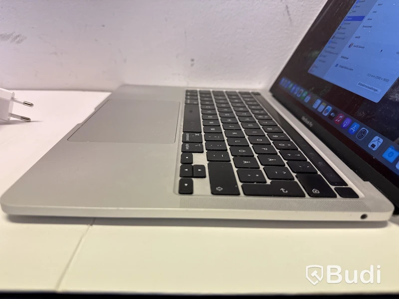 MacBook Pro M2 -2022