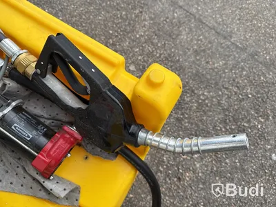Bränsletank med pump, Nima