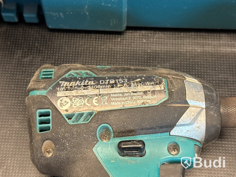 2 st Makita skruvdragare