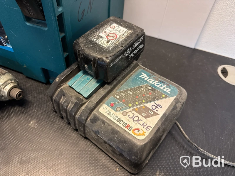 2 st Makita skruvdragare