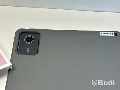 Surfplatta Lenovo Tab M11 med penna