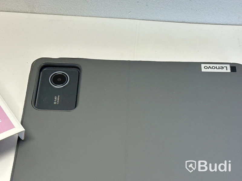 Surfplatta Lenovo Tab M11 med penna