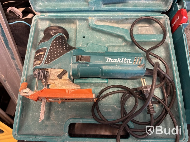 2 st Makita sticksågar