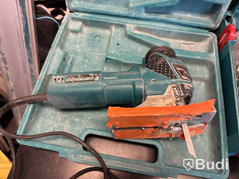 2 st Makita sticksågar