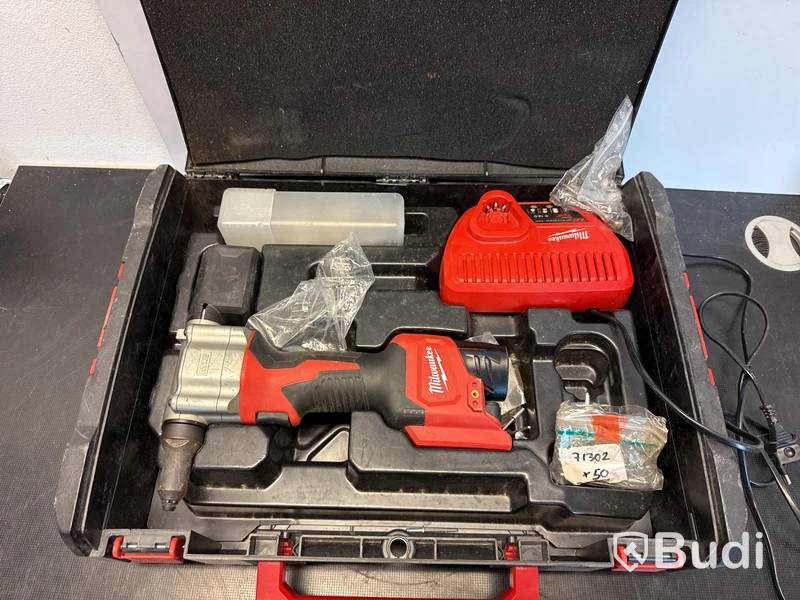 Milwaukee M12 BPRT popnitmaskin