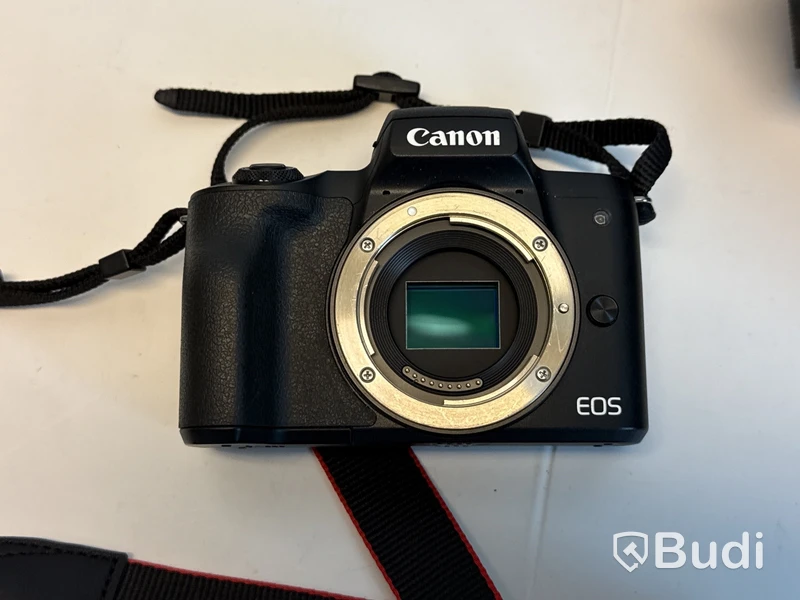 Canon EOS M50 systemkamera med tillbehör