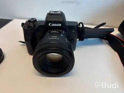 Canon EOS M50 systemkamera med tillbehör