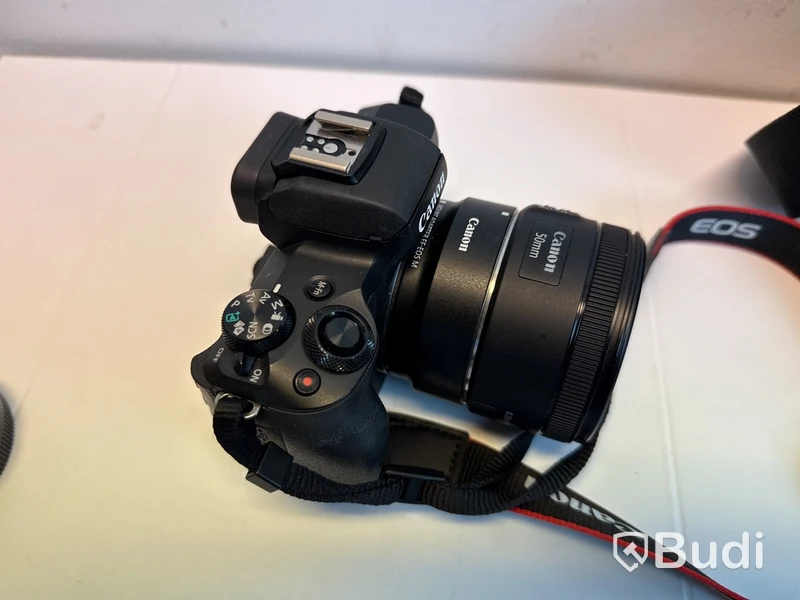Canon EOS M50 systemkamera med tillbehör