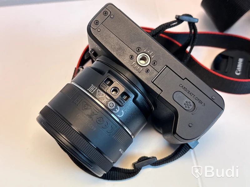 Canon EOS M50 systemkamera med tillbehör