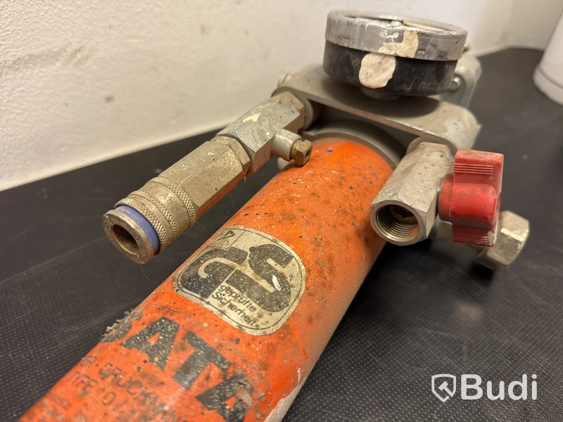 Filterregulator med vattenavskiljare