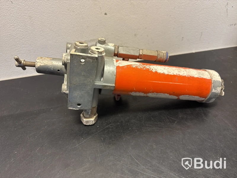 Filterregulator med vattenavskiljare