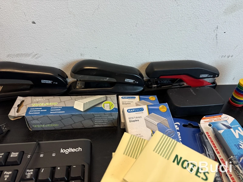 Etikettskrivare, headset & kontorsmaterial