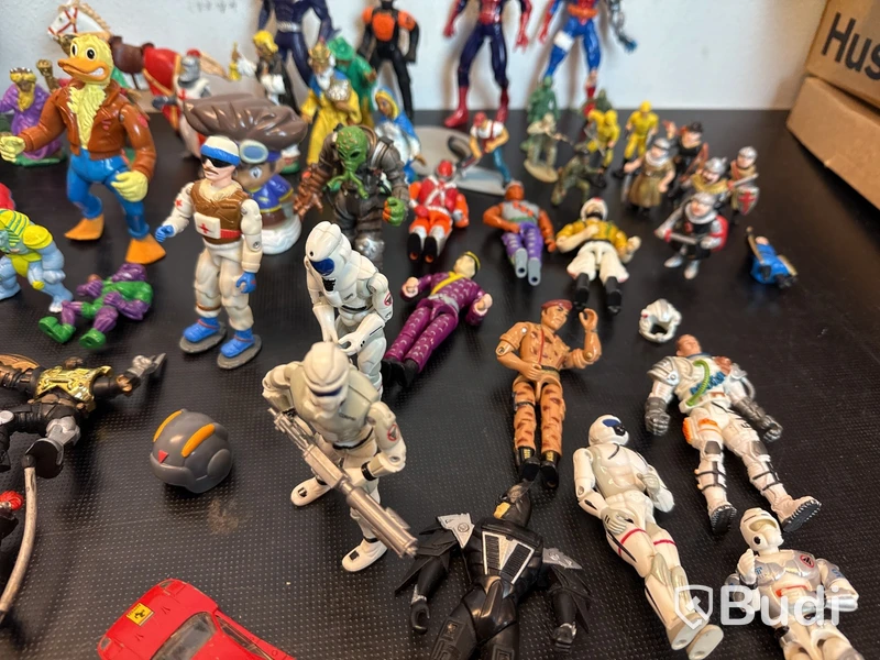 Actionfigurer & leksaker (stort parti)