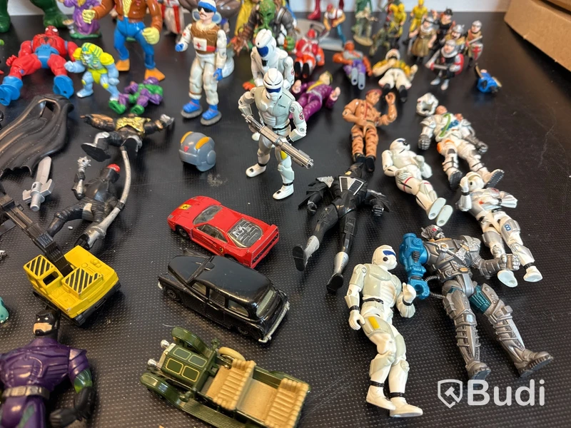 Actionfigurer & leksaker (stort parti)
