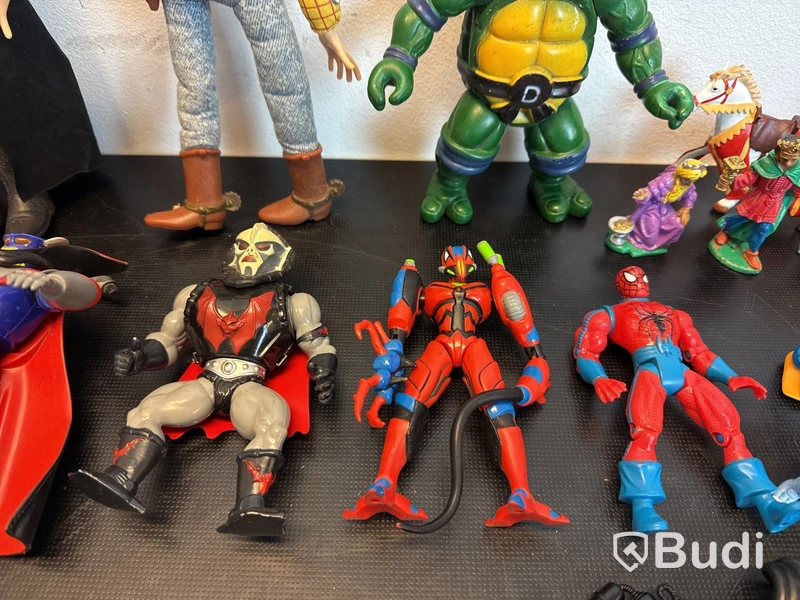 Actionfigurer & leksaker (stort parti)