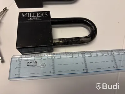 Hänglås 2 st Millers Klass 3