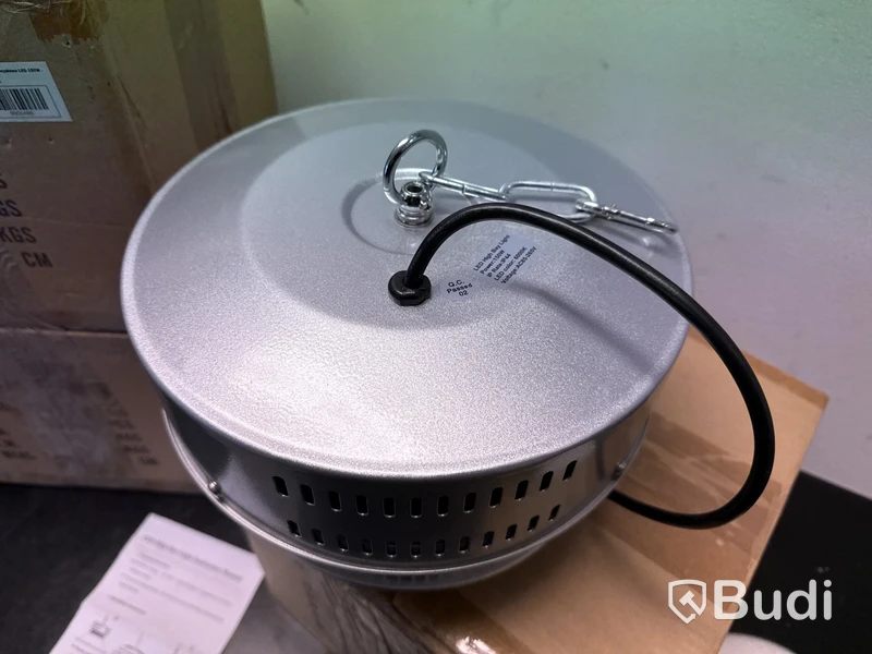 3 st LED High Bay-lampa 150W, IP44