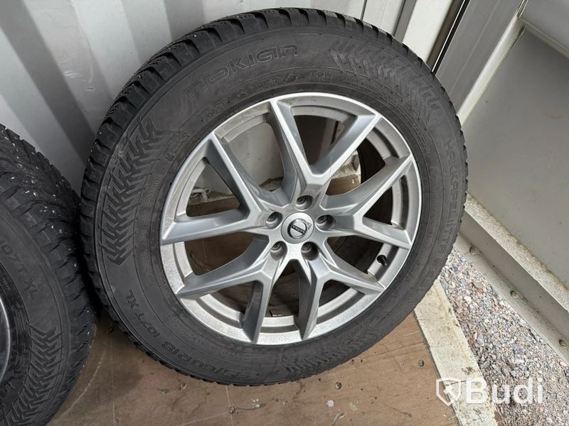 Vinterhjul Volvo 18-tum SUV (dubbade)