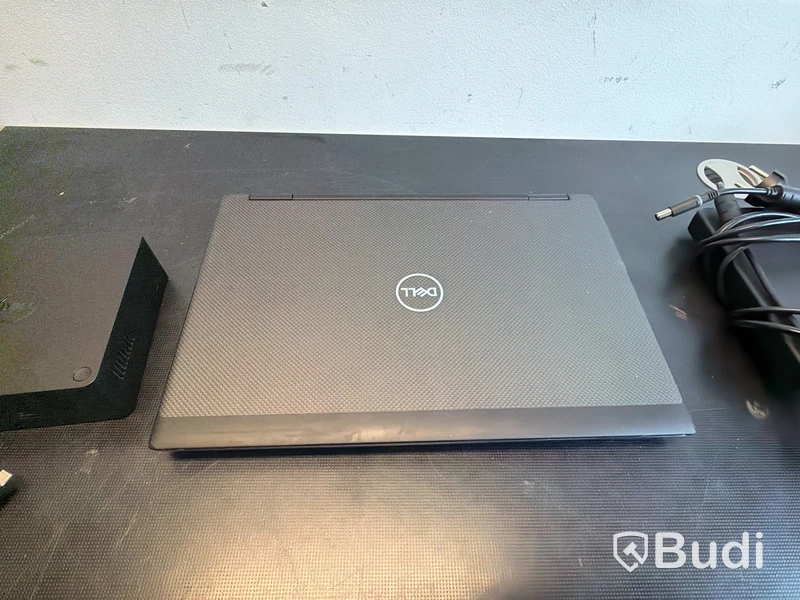 Dell Precision 7530, i9, 16GB kraftfull laptop