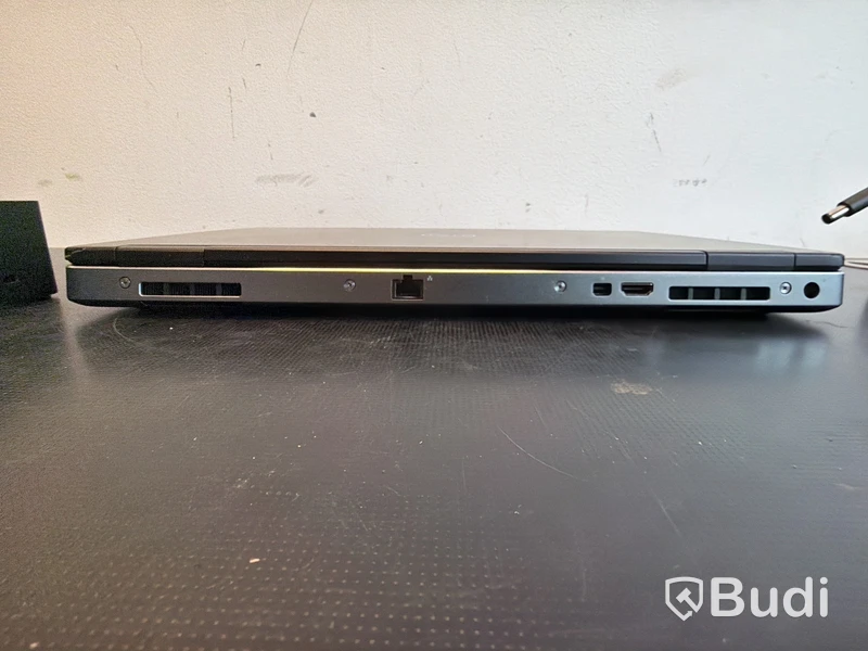 Dell Precision 7530, i9, 16GB kraftfull laptop
