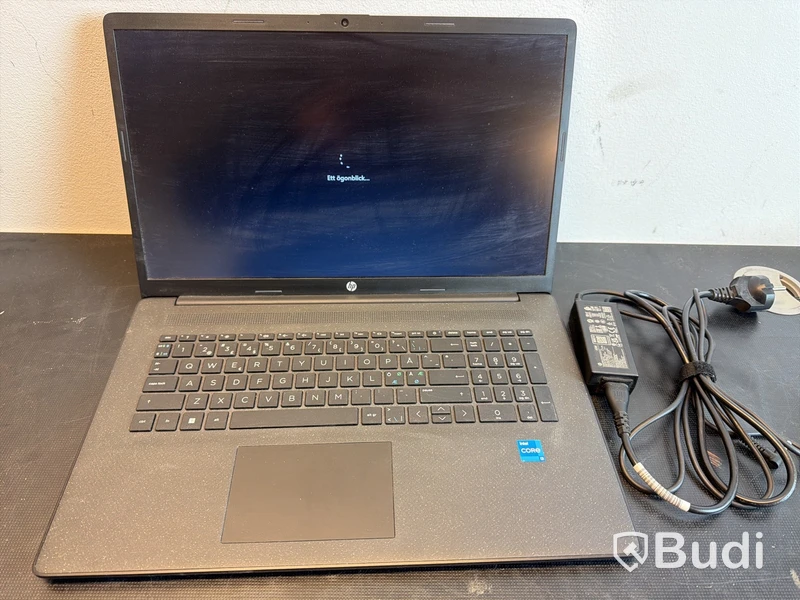 HP Laptop, i3, 4GB