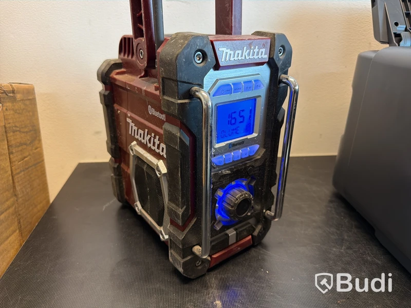 Radio Makita DMR108