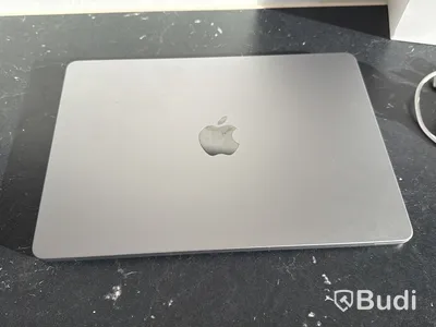 MacBook Air M2, 13,6 tum, 8 GB, 256 GB