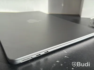 MacBook Air M2, 13,6 tum, 8 GB, 256 GB