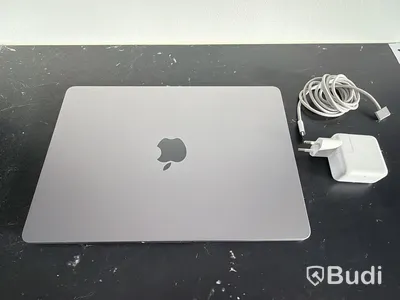 MacBook Air M2 13,6 tum, 256 GB, 8 GB RAM, Space Gray