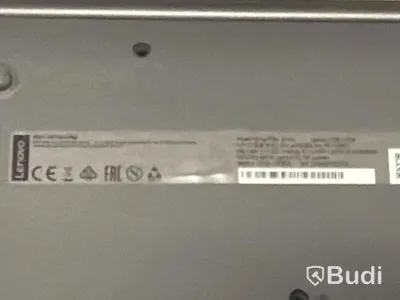 Laptop Lenovo V320