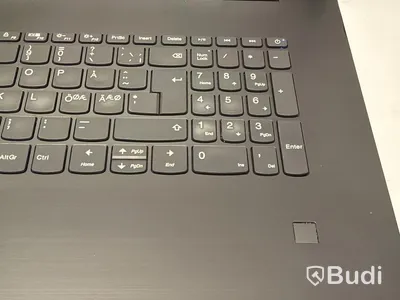 Laptop Lenovo V320